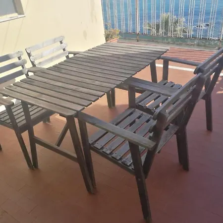 Apartment Alex's Seafront