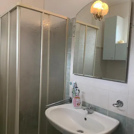 Alex's Seafront Apartment Giardini Naxos
